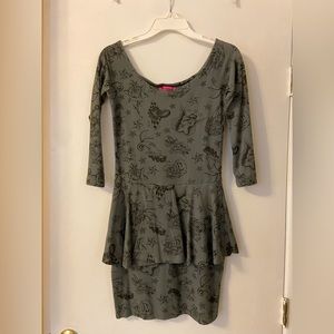 Grey Betsey Johnson print dress - medium